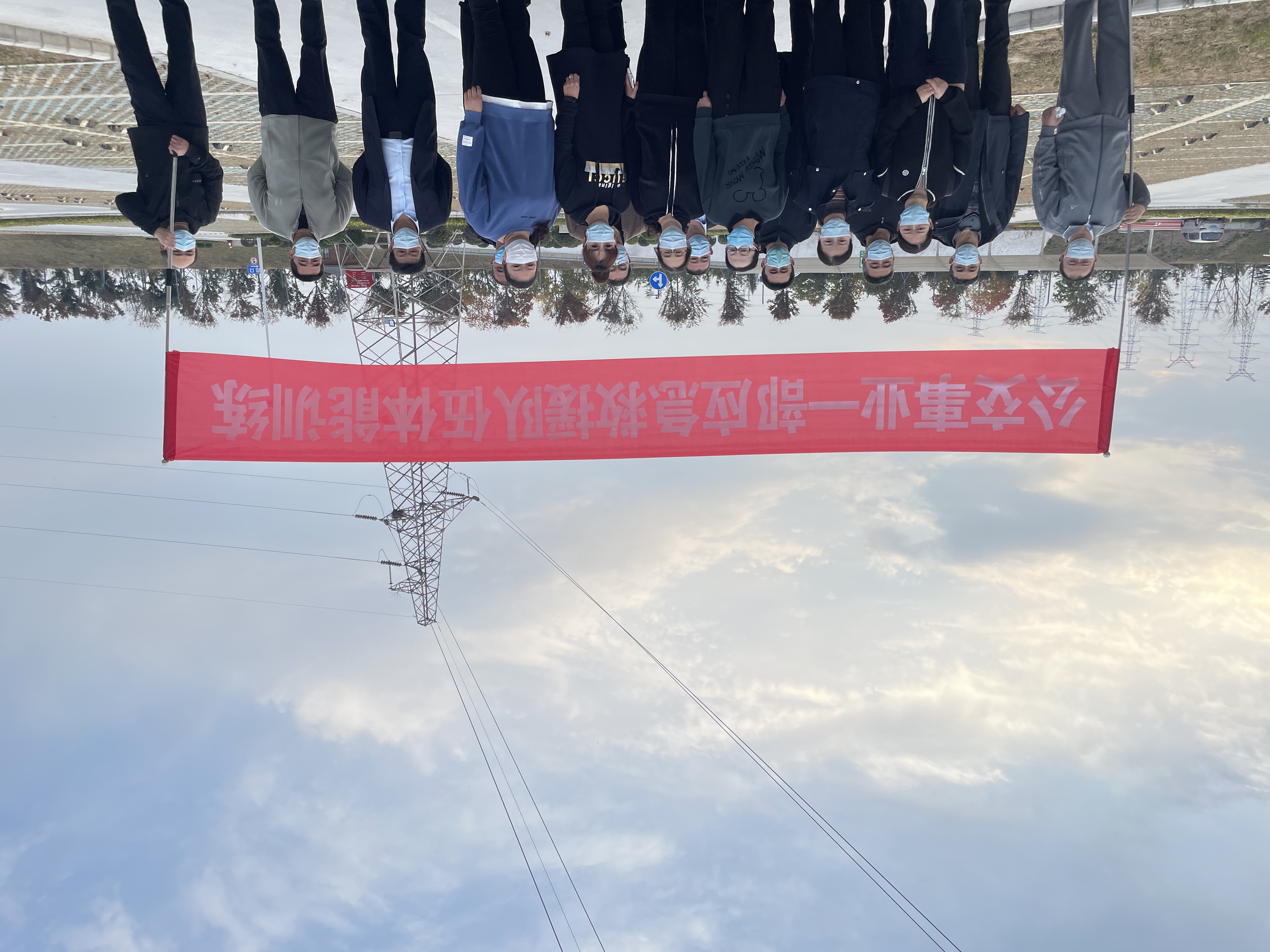 公交集團(tuán)公交事業(yè)一部開展應(yīng)急救援隊(duì)伍體能訓(xùn)練活動