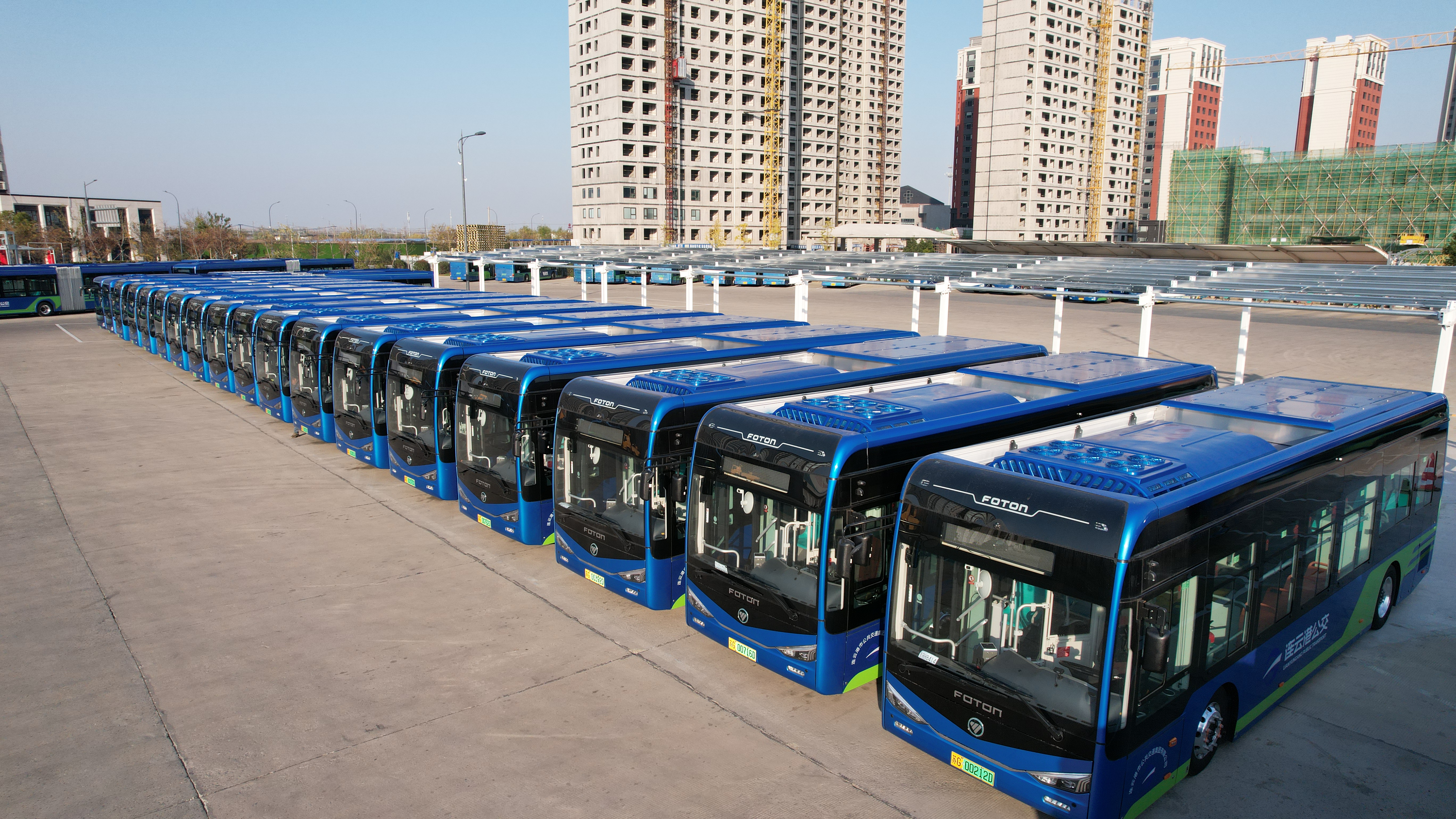 即日起，連云港公交150臺(tái)新能源公交車(chē)陸續(xù)投入運(yùn)營(yíng)