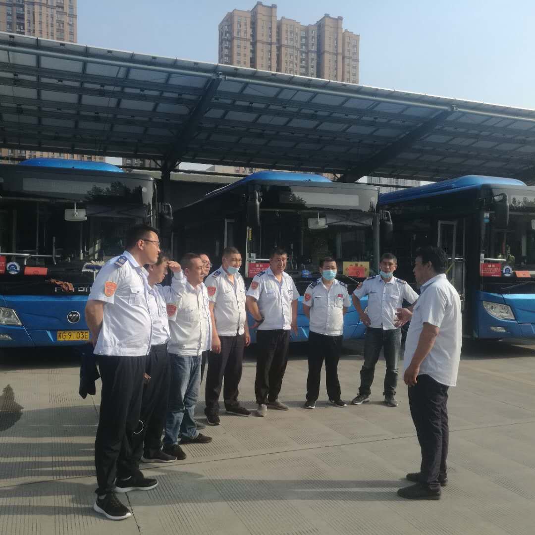 公交集團公交事業(yè)一部圓滿完成高、中考愛心送考工作任務