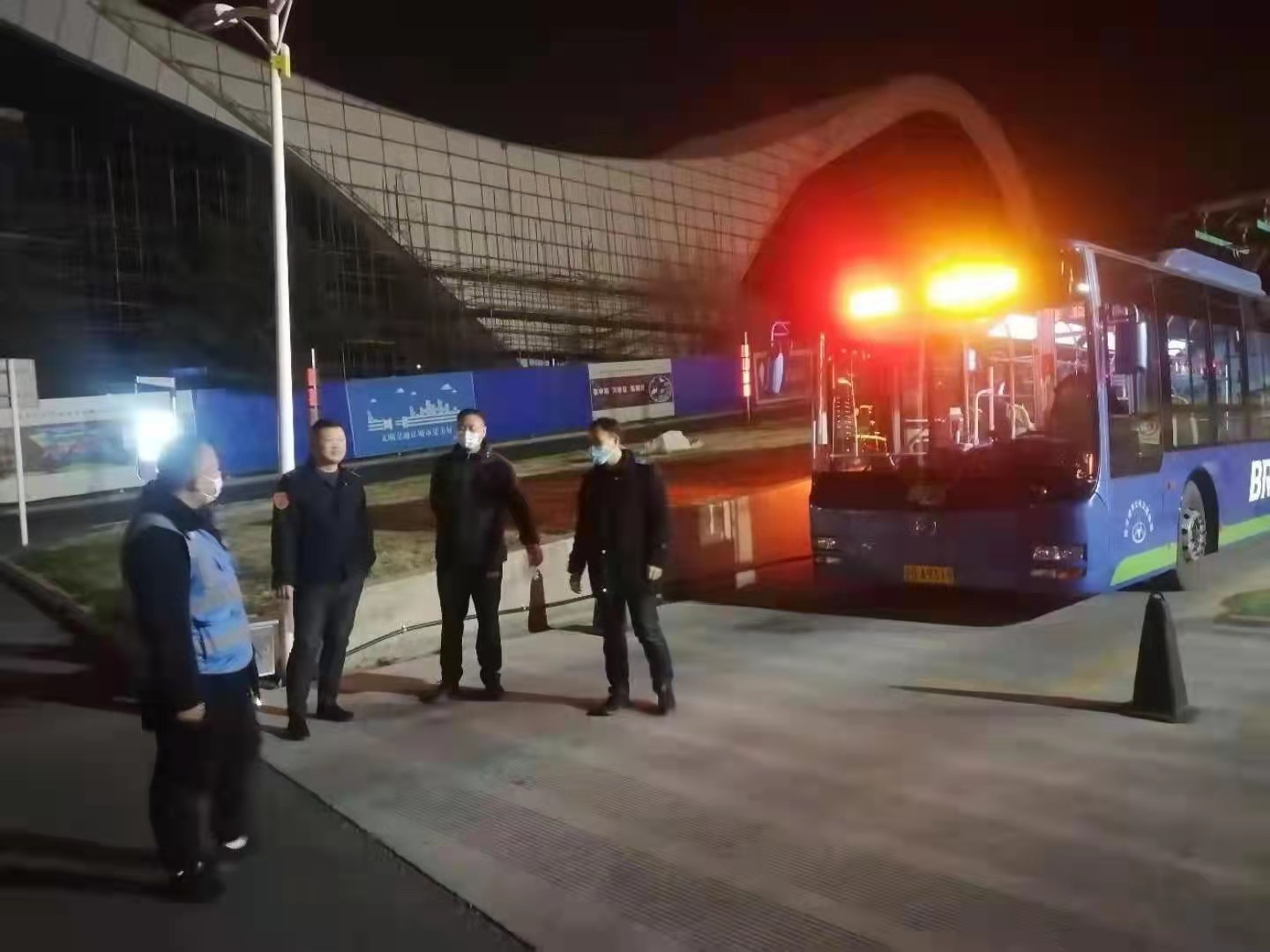 “查漏洞、揭問題、嚴整改” 快速公交事業(yè)部開展事故隱患大排查工作