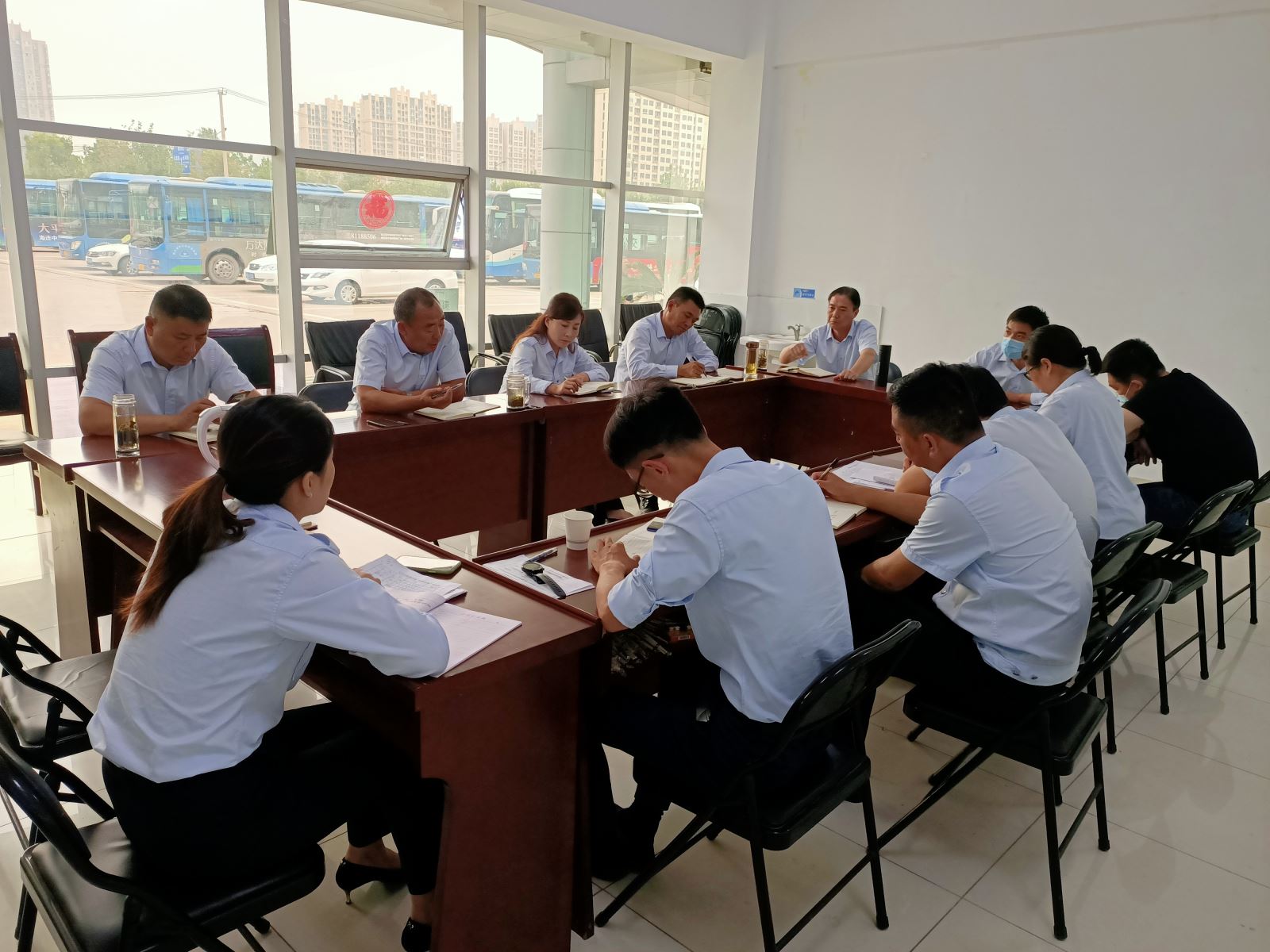 經(jīng)營(yíng)發(fā)展事業(yè)部召開中秋國(guó)慶期間作風(fēng)建設(shè)專題會(huì)議